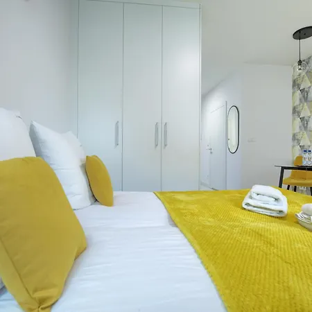 Apartment Aboutartapartments - Mlyn Maria *